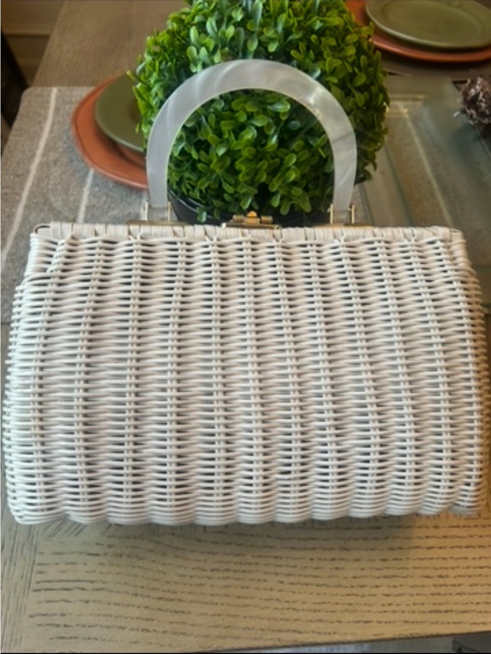 1960’s Vintage Classic Chic Times White Wicker Purse - Picture 3 of 6